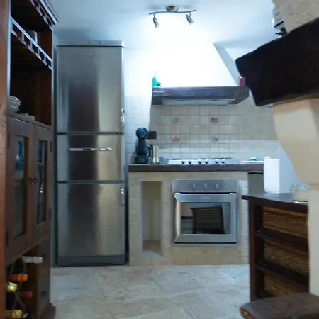 Trullo Dei Profumi Tatil Evi Cisternino
