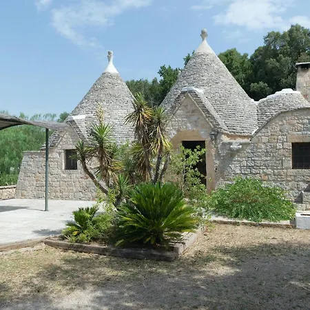 Trullo Dei Profumi Tatil Evi Cisternino